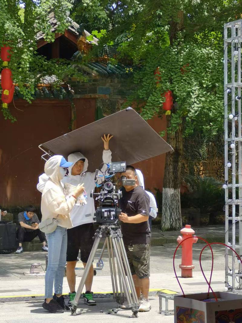 华亭县TVC拍摄公司：资深团队坐镇，打造现象级广告作品的幕后推手